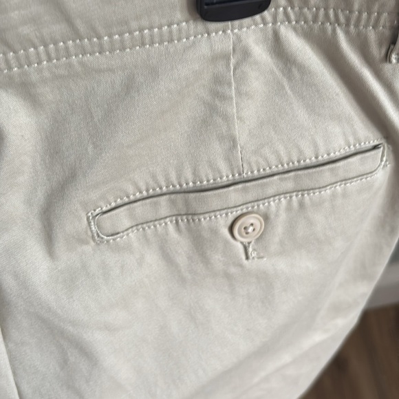 NWT Lee Men's Extreme Motion Flat Front Short, 30, stone - Picture 7 of 9